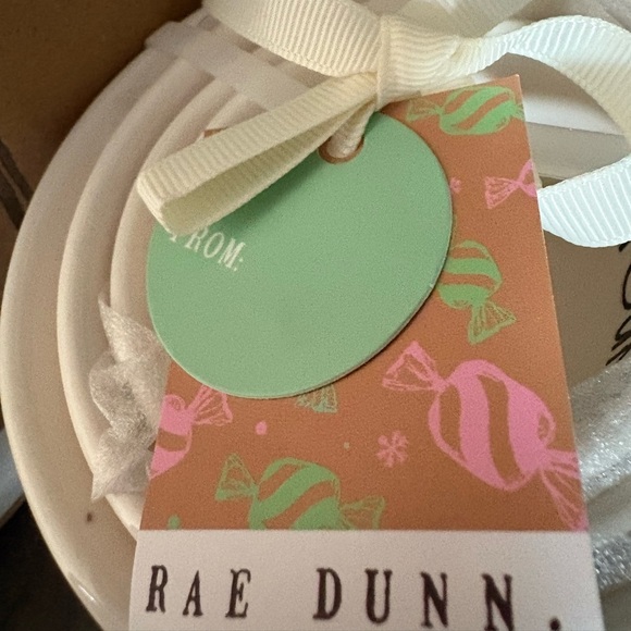 Rae Dunn Peppermint Candy Measuring Cups - Picture 2 of 3